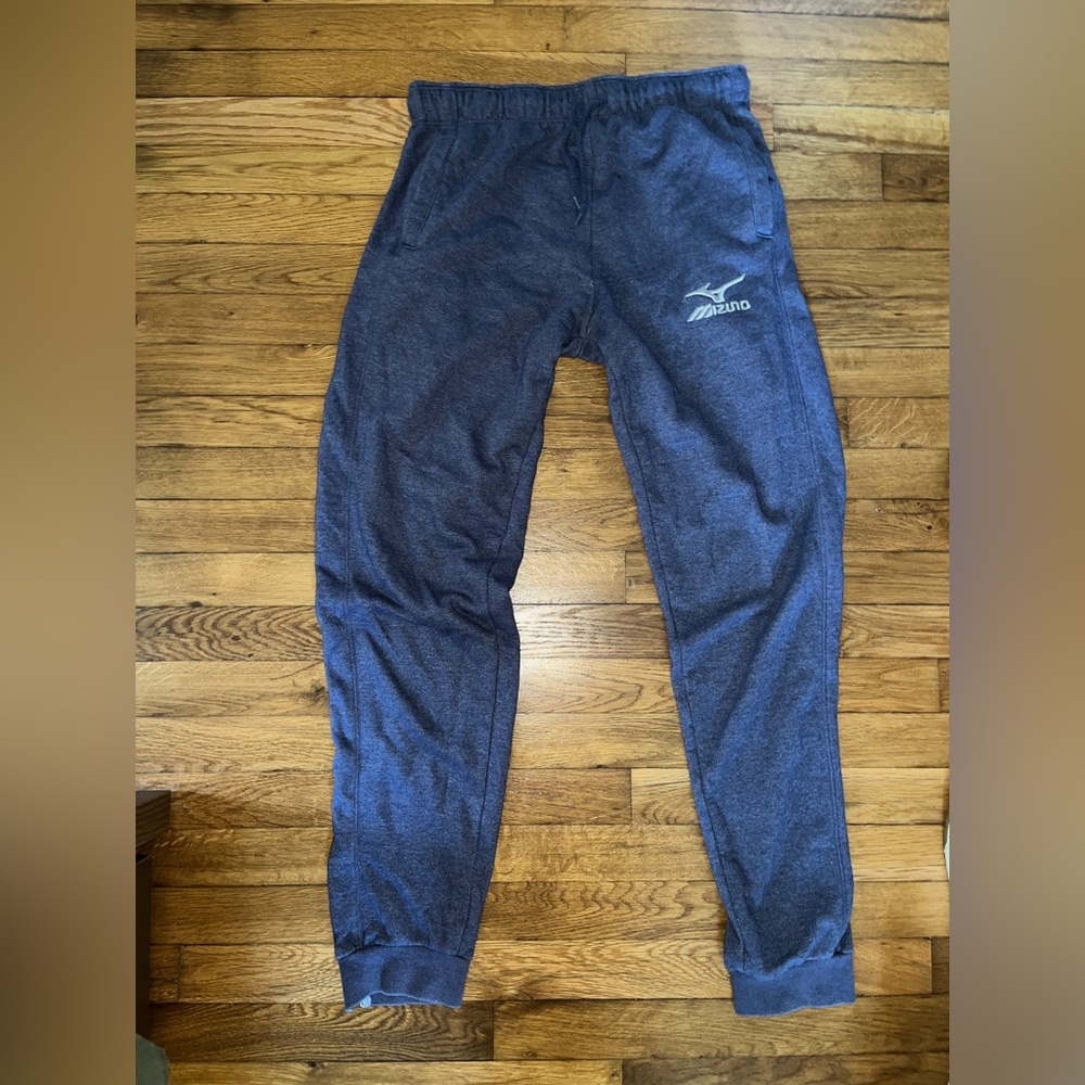 Mizuno sweatpants. Super comfy.
